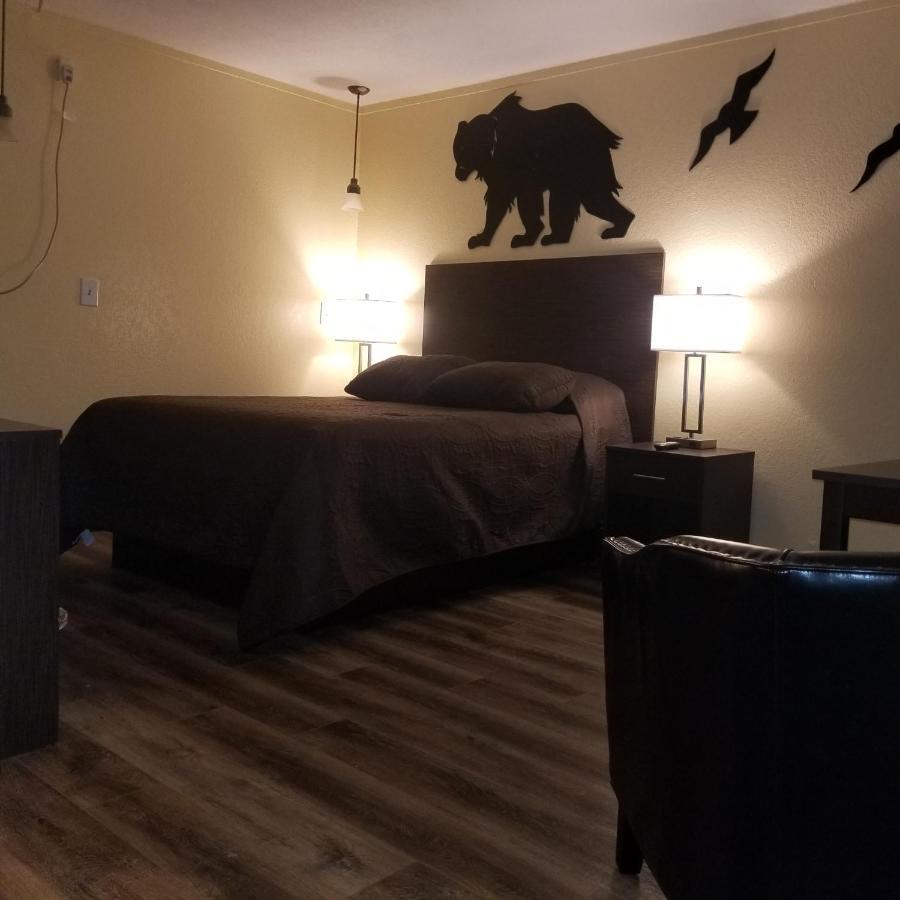 Frontier Lodge แลนเดอร์ ภายนอก รูปภาพ