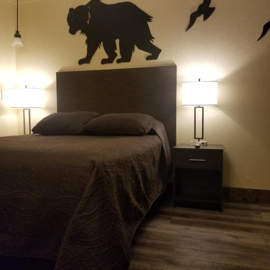 Frontier Lodge แลนเดอร์ ภายนอก รูปภาพ