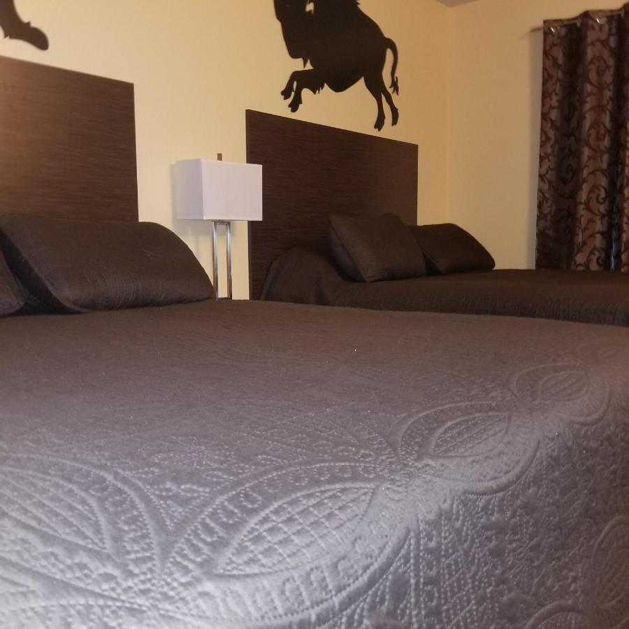 Frontier Lodge แลนเดอร์ ภายนอก รูปภาพ