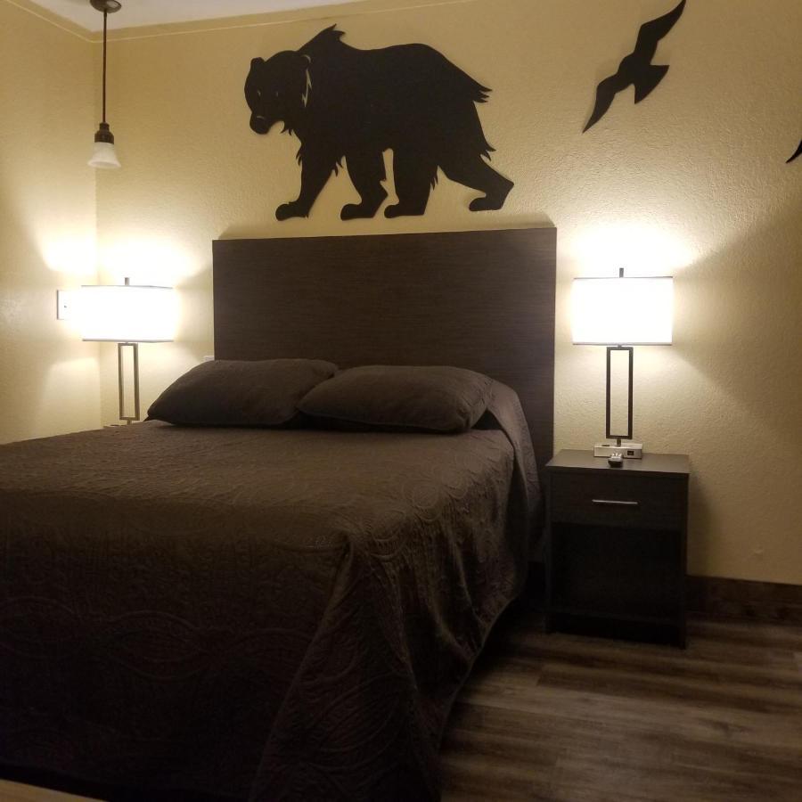 Frontier Lodge แลนเดอร์ ภายนอก รูปภาพ
