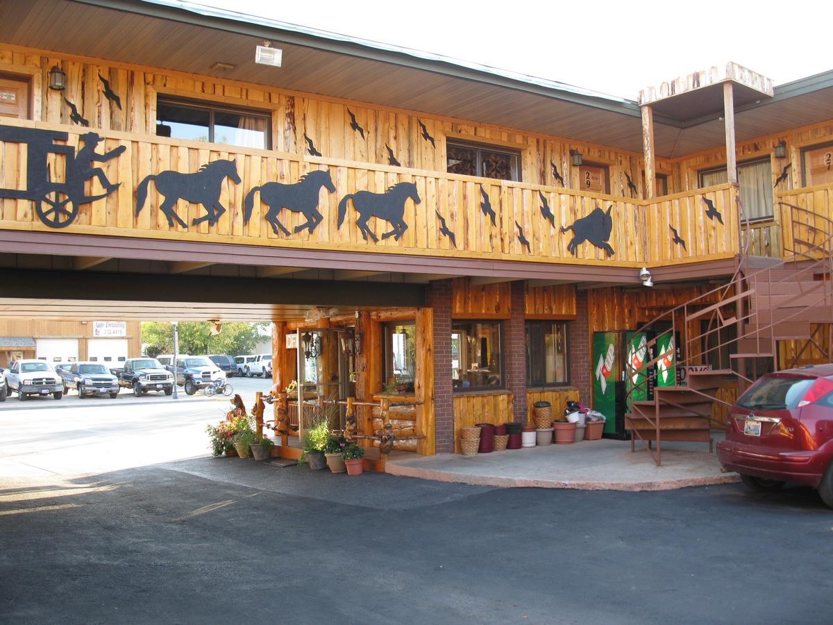 Frontier Lodge แลนเดอร์ ภายนอก รูปภาพ